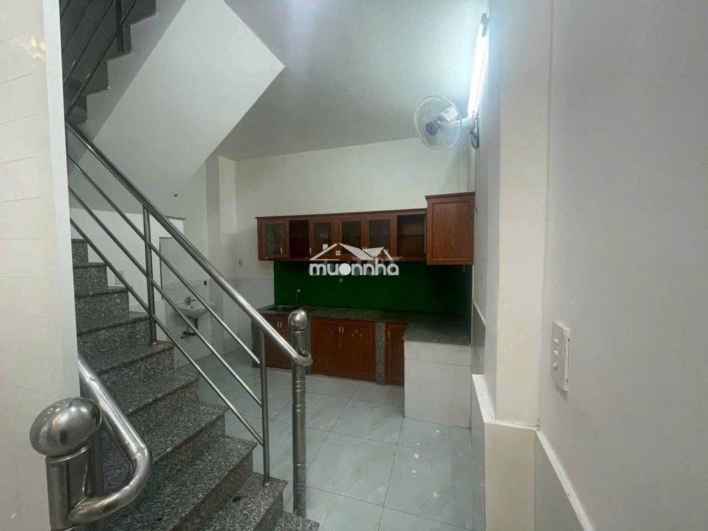 (6,5 triệu 2 pn) cho thuê nhà 1 trệt 1 lầu dt 4x8m đường đỗ nhuận - Ảnh 2