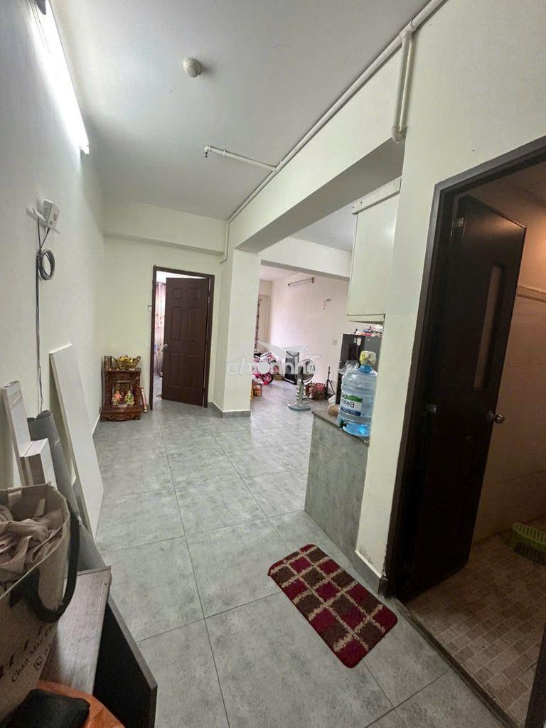 Cho thuê căn hộ 58 m2, 2 pn, 1 wc, nhà trống.cc nhất lan 3
