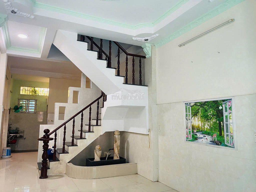 Cho thuê nhà đường âu cơ . phường 10 : dt 4 x 17 m đúc 1 lầu đẹp . - Ảnh 2