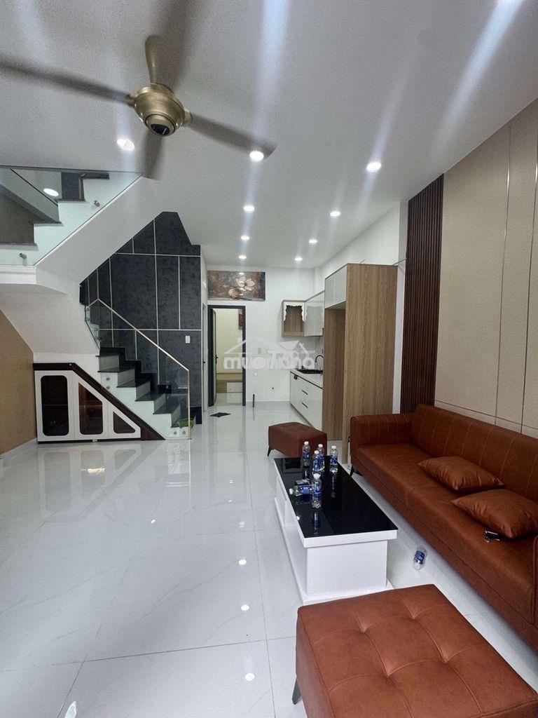Bán nhà bà hom, an dương vương 60m2- 3pn(pn trêt) shr,hoàn công đủ