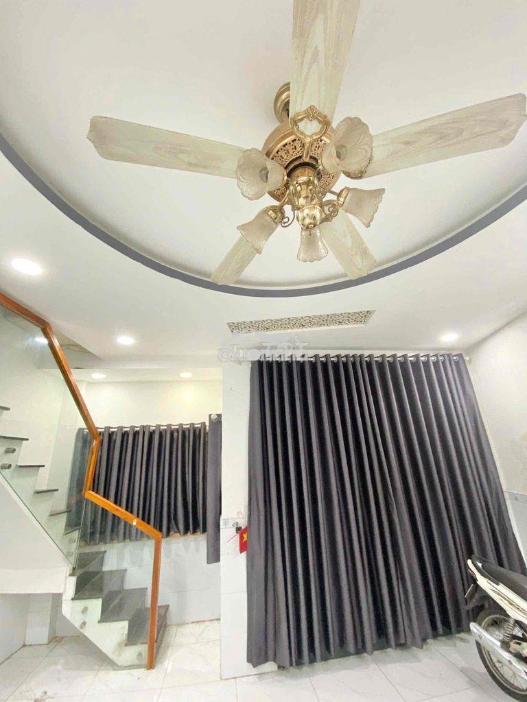 Chính chủ, cho thuê nhà full nội thất, đường cmt8 - Ảnh 3