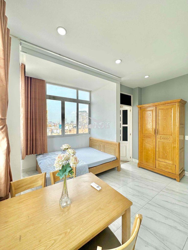 Phòng nguyễn hữu cảnh ban công full nội thất gần vinhome
