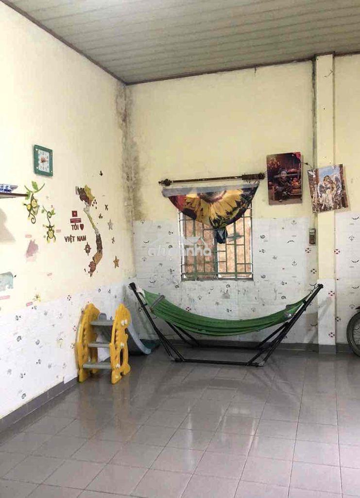 Cho thuê nhà đường làng tăng phú 50m2 1pn 1wc giá 6tr/th