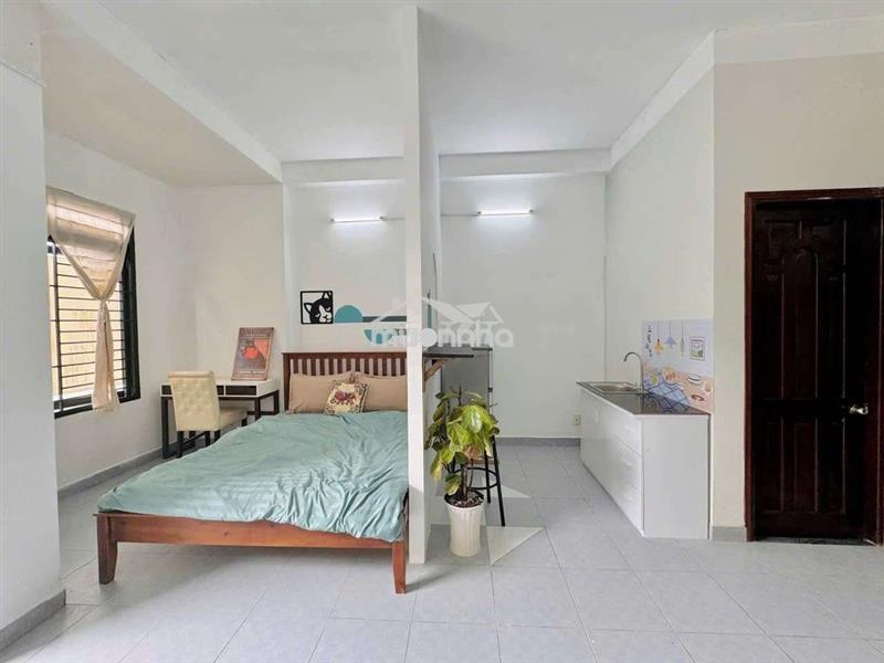 Studio rộng - tách bếp- ban công thoáng gần emart