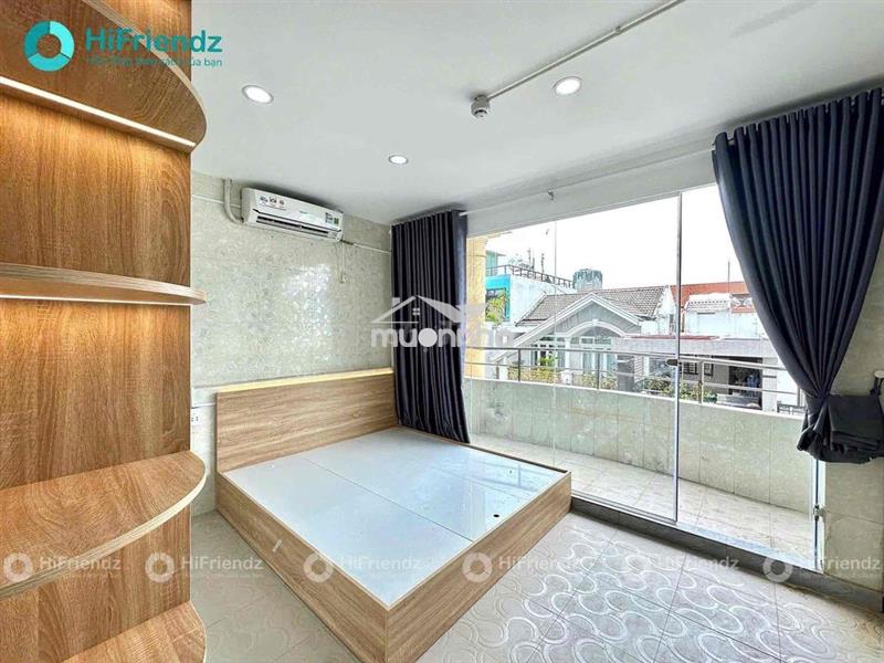 Studio 2 phòng ngủ ban công gần cầu chà và free xe ở đông gần đhyd