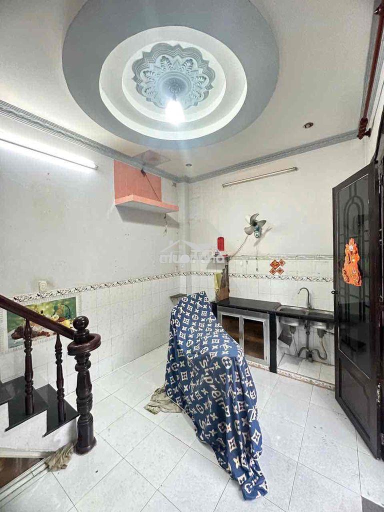 Nhà 4 tầng lầu - 3 pn 2 wc - hẻm thông hồng bàng hoàng lê kha quận 6 - Ảnh 4