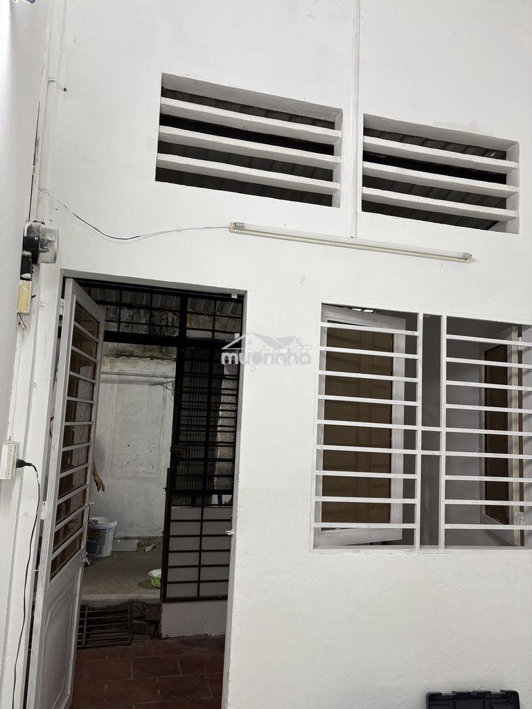 Cho thuê nhà riêng hẻm 290b dương bá trạc
