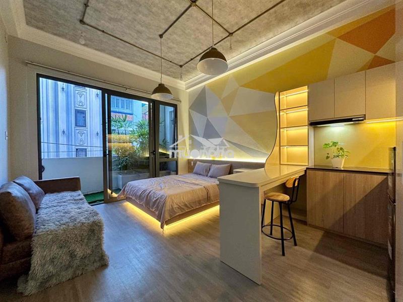 1pn ban công mới 100% gần ngã 5 chuồng chó, chỉ tính điện nước, full n