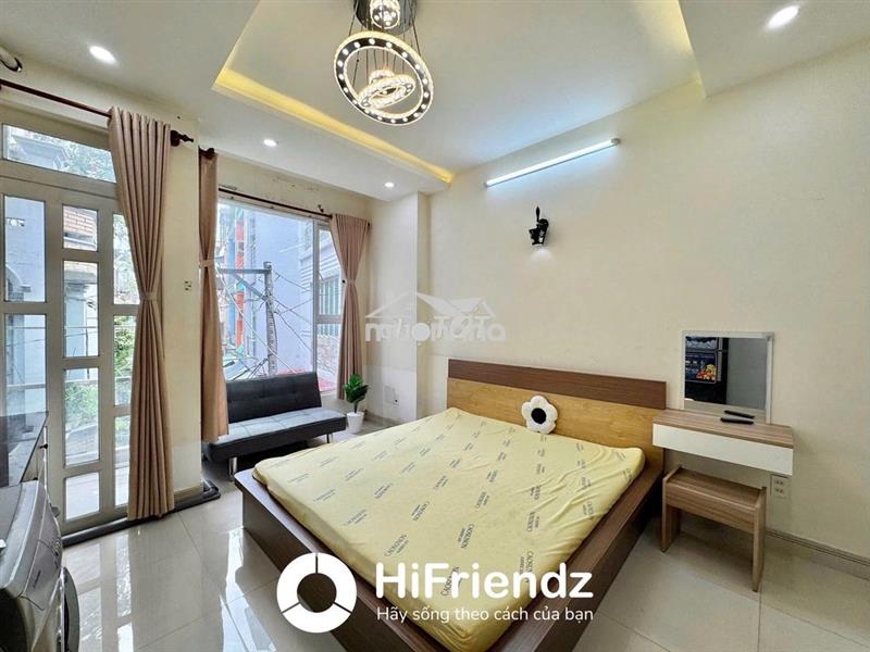 Siêu studio ban công full nt ngay cầu nguyễn tri phương 
