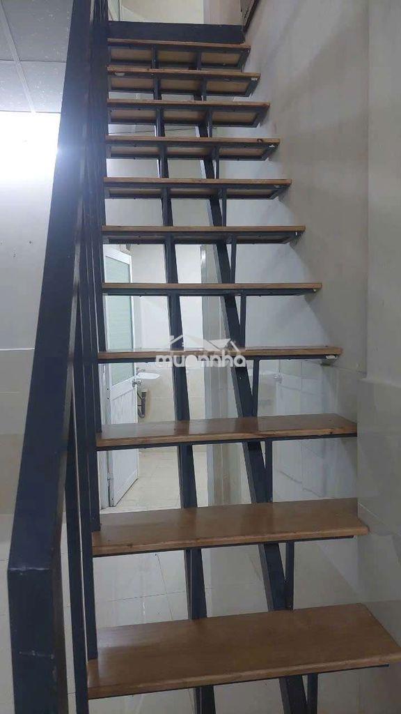 Nhà nc mới đẹp 4x8 tr lầu 1pn 2vs phó đức chính q1 - Ảnh 4