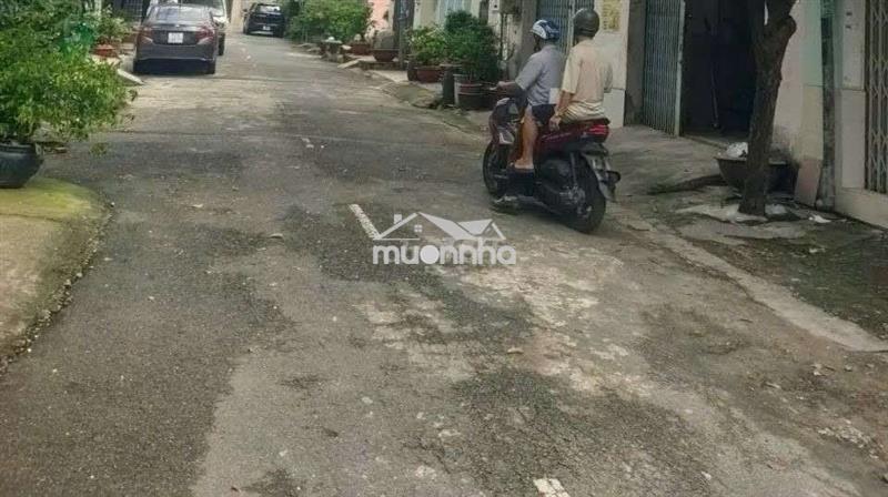 Hẻm tải bự nhà 2 tầng suốt hương lộ 2 gần 4 xã giao nhà ngay