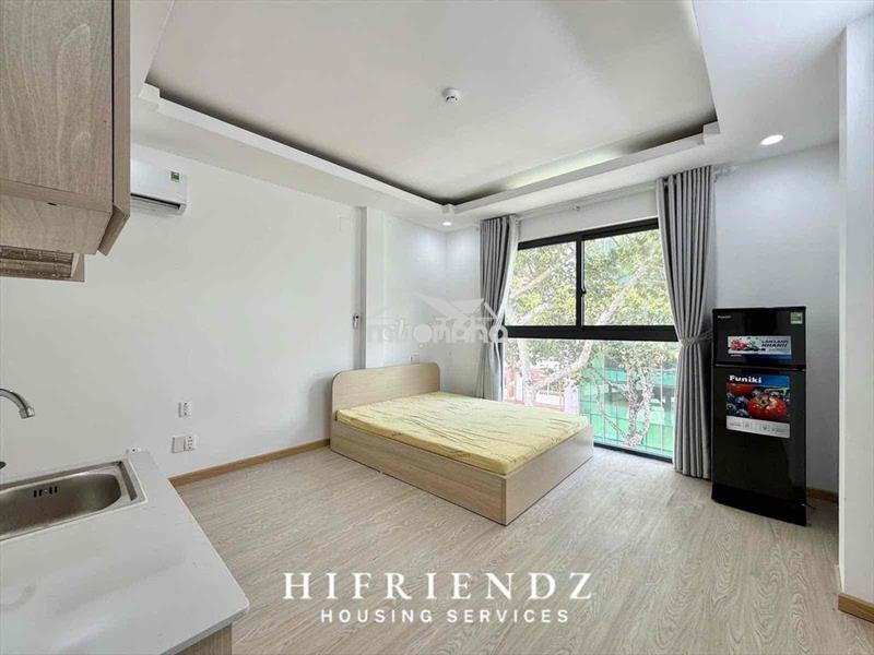 Căn hộ cửa sổ mới tinh , phòng cao cấp , ngay trung tâm q5 , thd q5