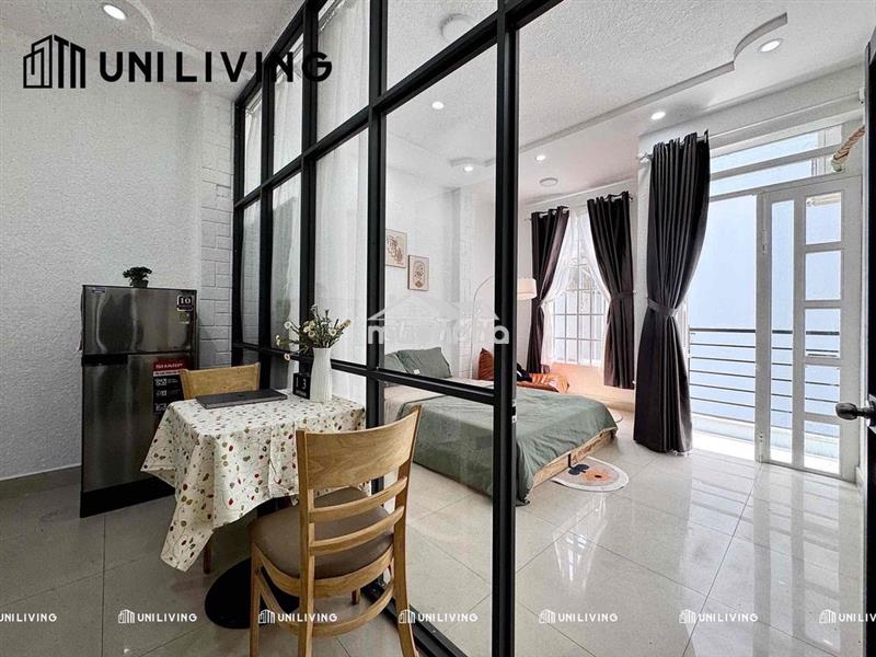 Cho thuê căn hộ 1pn tách bếp - máy giặt riêng balcon trần khắc chân q1