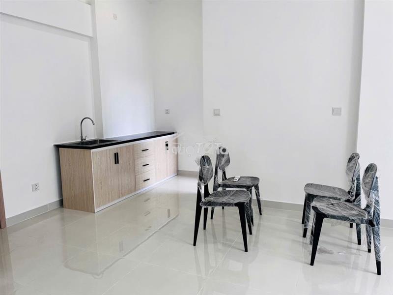 Cho thuê citialto căn 1 phòng ngủ, 1wc có máy lạnh giá 6.5tr