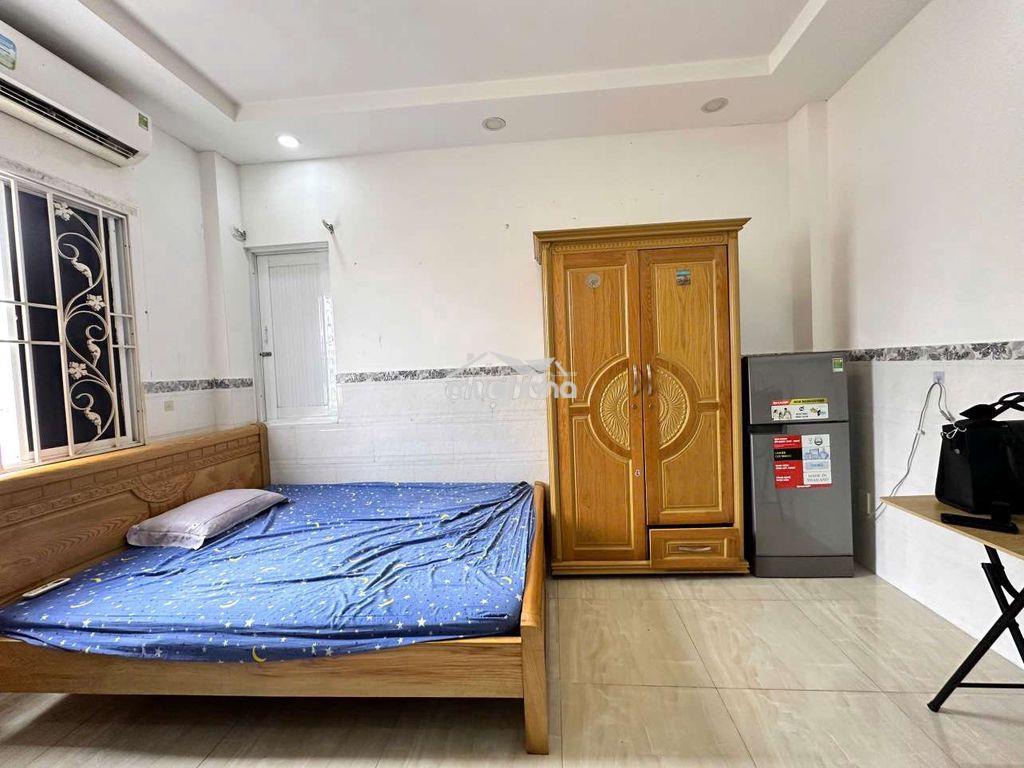 Căn hộ dịch vụ full nt cửa sổ trời, tòa nhà thang máy đang trống sẵn  - Ảnh 2