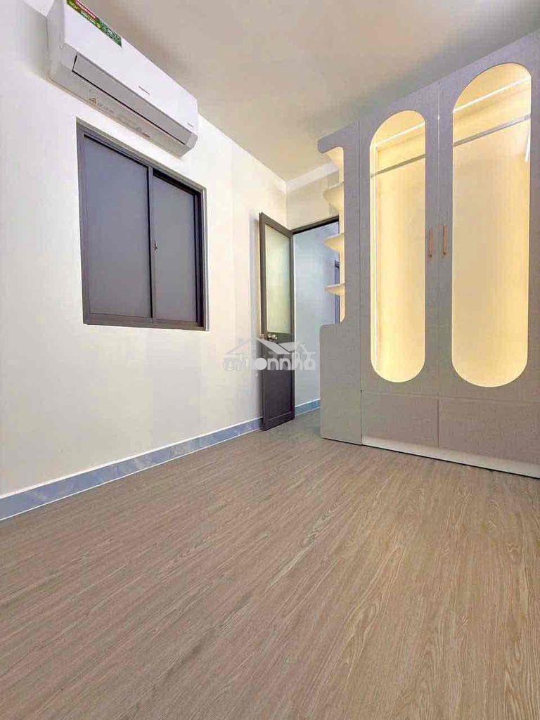 Nhà nguyên căn 1 trệt 2 lầu sân thượng 3 phòng ngủ 3 wc cho buôn bán - Ảnh 3