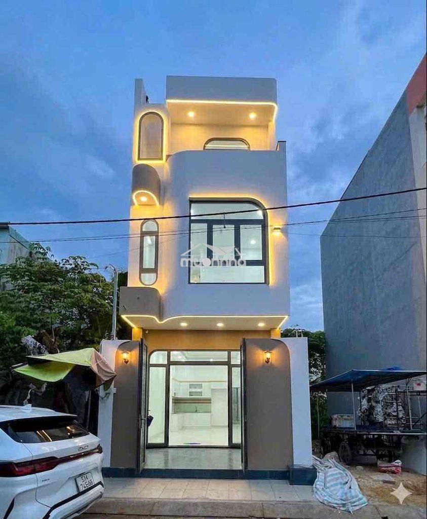 Giảm 1tỷ 4tỷ470 tl ngay vinhome q9 3 lầu mới 100% hoàn công đường 9m - Ảnh 2