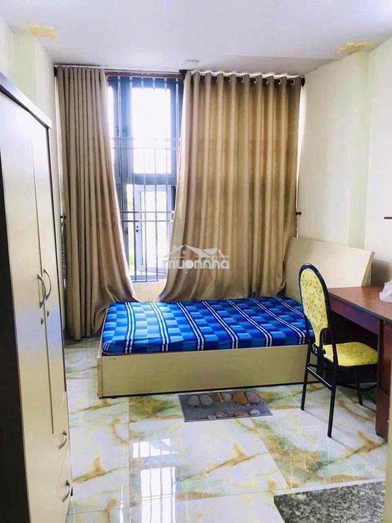 Phòng trọ giá rẻ full nội thất cửa sổ trời khu sân bay