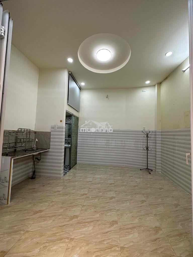 Cho thuê phòng trệt  27 m2 cmt8 quận 10 - Ảnh 2