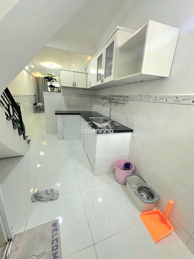 Sân để xe💥 nhà thuê gò vấp 2pn 2wc 💥phạm văn chiêu 8,5 triệu - Ảnh 4