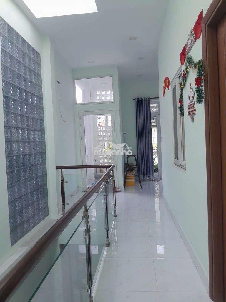 Cần bán gấp nhà p.đht .q12 .dt 5,1 x20  1 trệt .1 lầu .3pn 3ws hẻm 3m5 - Ảnh 2