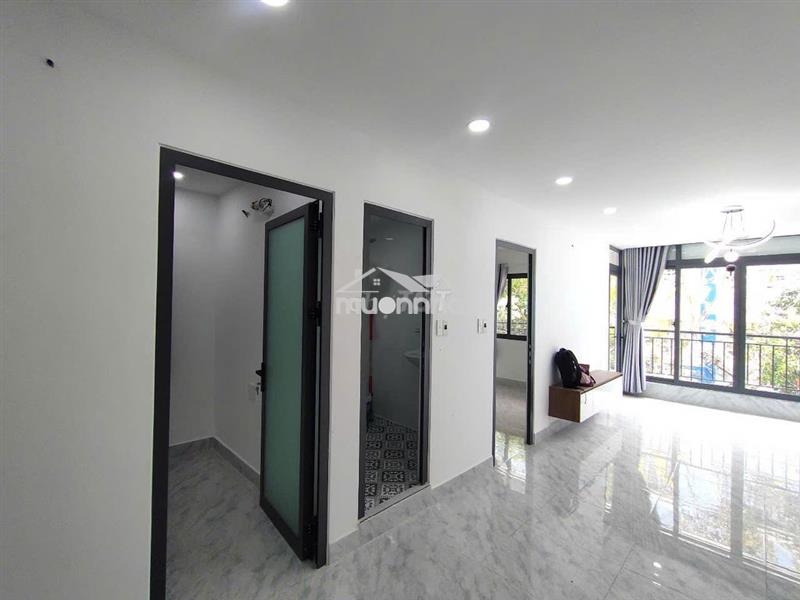 Chính chủ cần bán căn hộ chung cư bàu cát 6 lầu 1 dt 35m2 - 1pn - 1wc
