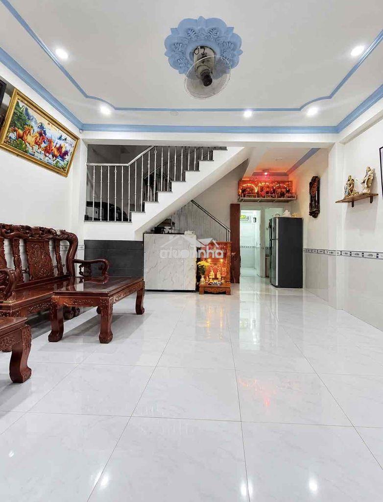 Bán nhà 215 bông sao 3tỷ650