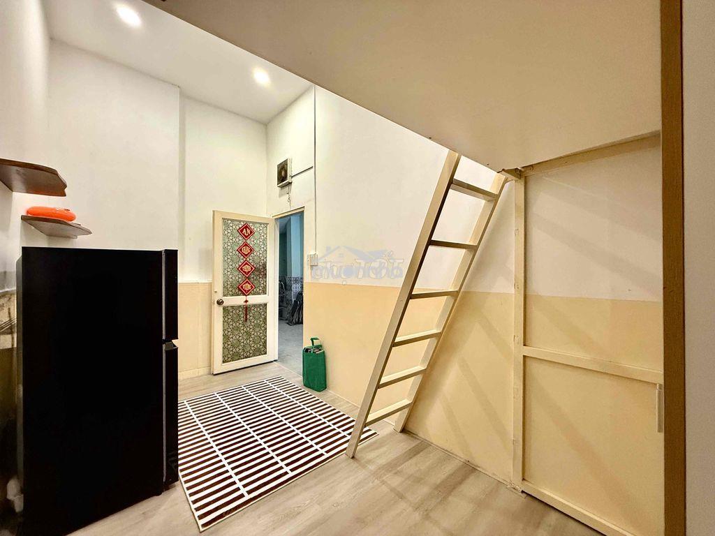 Cho thuê căn hộ gác full nội thất rộng 25m2 ngay cầu ông lãnh q1 - Ảnh 4