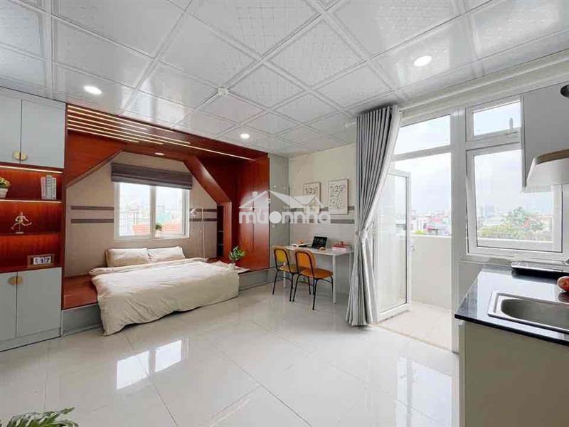 Căn hộ dịch vụ ban công full nội thất - tiện di chuyển :   vaa ,  ufm