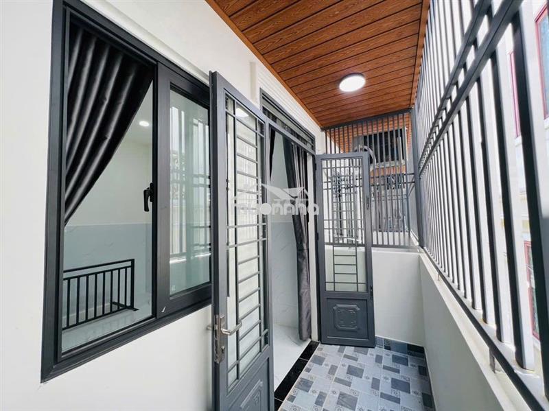Nhà nguyên căn mới đẹp chỉ 7tr, có ban công