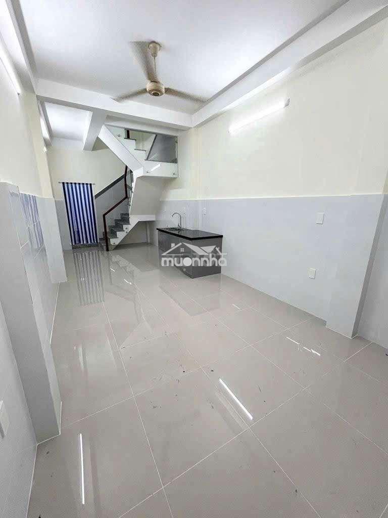 Nhà hà tôn quyền