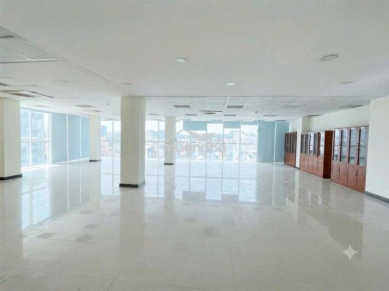 Cho thuê mặt bằng tầng 6 – tòa nhà 110 cmt8, quận 3