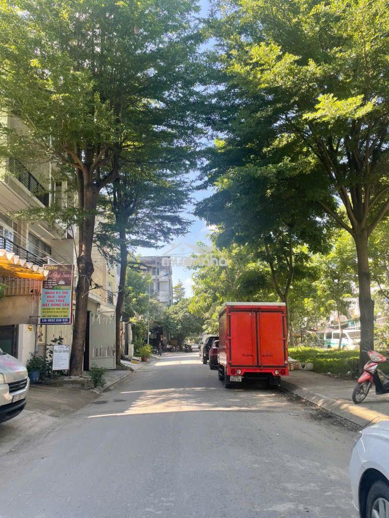 Bán gấp nhà 91/3a bình lợi. dt 5x20m. trệt 2 lầu st. ngay công viên