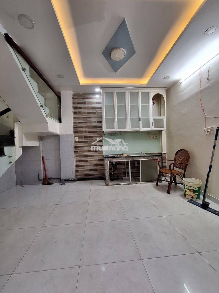 Cho thuê nhà trần phú q5 xe hơi đậu trước nhà - Ảnh 4