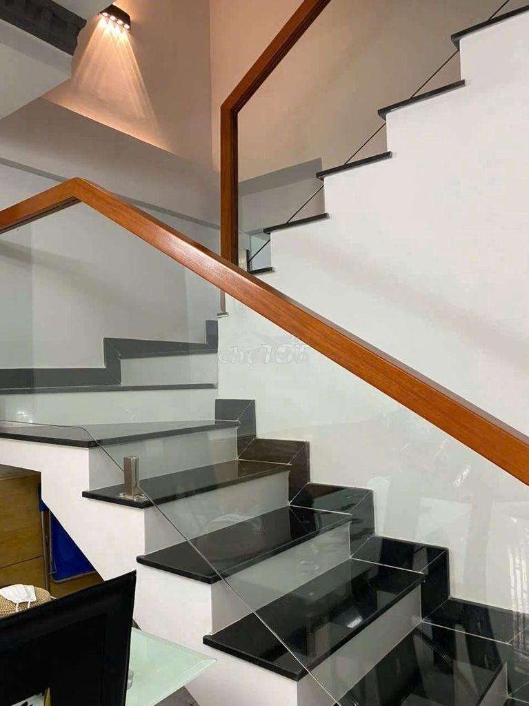 An bình quận 5 nhà 4 tầng hẻm 4,5m dt 4,4x11m giá 8,9 tỷ. - Ảnh 2