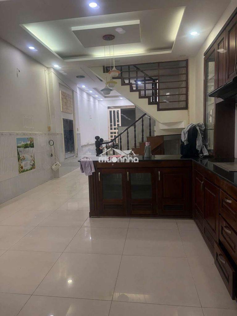 Chú 5 ở gần phạm văn đồng muốn cho thuê nhà 80m | hẻm xe tải - Ảnh 4