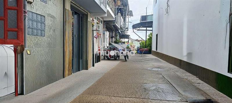 Nhà 6x8,3pn,2wc,1 lầu, hẻm xe hơi, gần đường lớn, nhiều tiện ích,