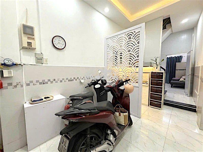 🔥 Võ văn tần q3 – đoạn 2 chiều- sát mặt tiền – 4 tầng- 5pn – chỉ 6tỷ1