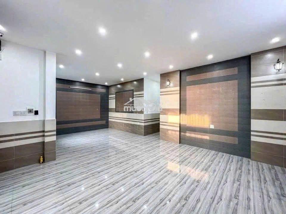 Cắt lỗ không nghĩ suy! nhà 4x8m đất 6x12m sân rộng thênh thang - Ảnh 3