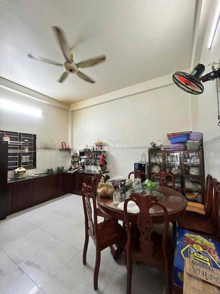 Mình chủ cần bán nhà đường tỉnh lộ 10 dt 75m2 giá 5.38tỷ - Ảnh 3