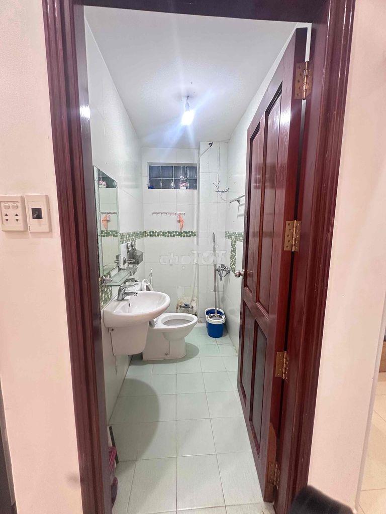 Cho thuê căn hộ tình trạng full nội thất có thang máy hầm để xe đầy đu - Ảnh 3