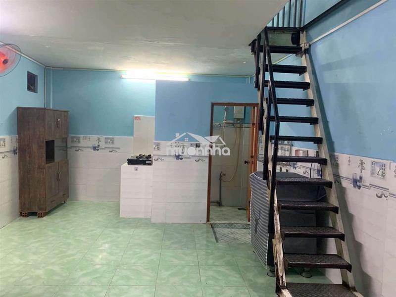 Nhà gần đh luật chợ bình triệu, gigamall, hbchanh