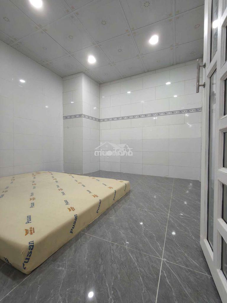 7 x 13m đường 5m lê đại hành - Ảnh 2